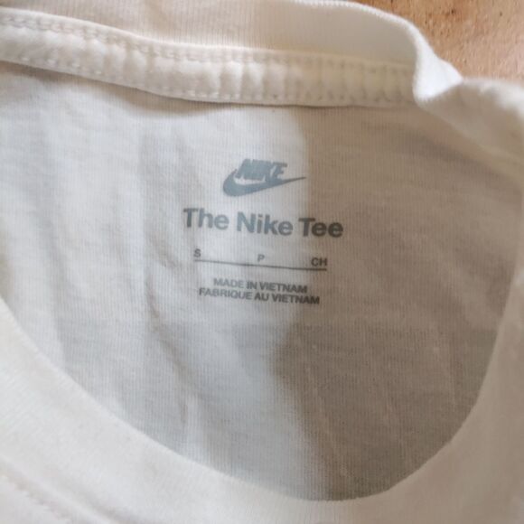 Nike long sleeve shirt small boys white cotton winter spring silver logo - Picture 3 of 6